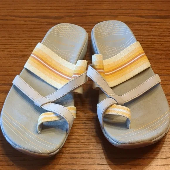Merrell Zinnia Silver Lining Sandals - Picture 1 of 6